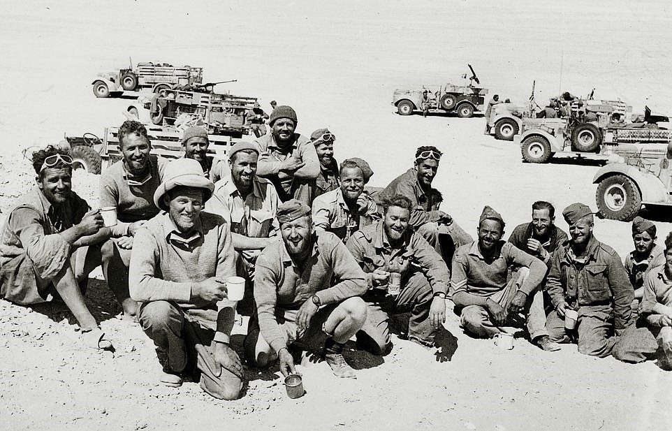 New Zealand officers and men of the Long Range Desert Group (SAS)