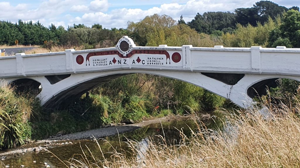 Makakahi River, Kaiparoro, ANZAC Bridge, Alfred Falkner, Victor Falkner, Mount Bruce National Wildlife Centre, war memorial, ANZAC,