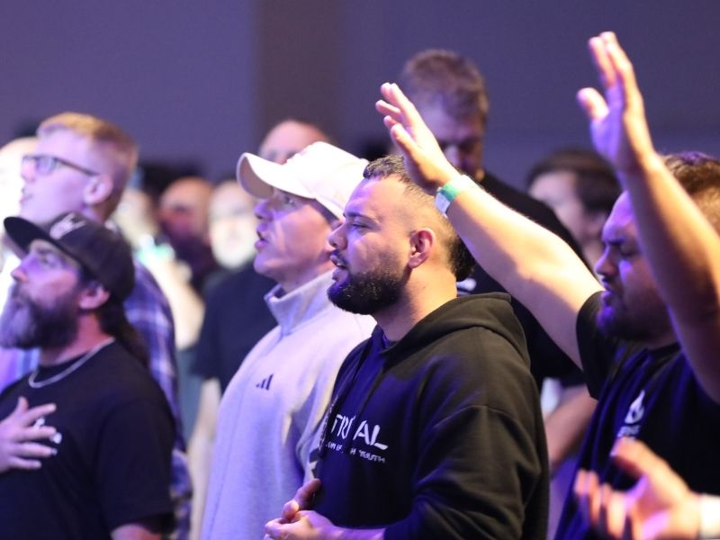 Epic Promise Keepers Auckland Event, Alive in Christ
